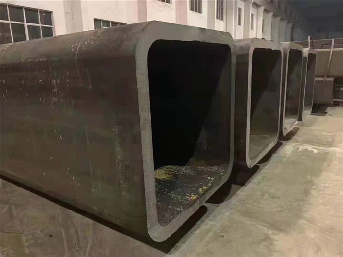 凤山大口径无缝方管